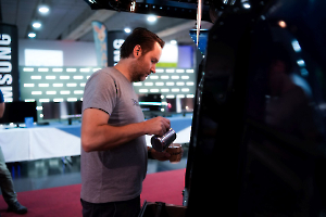 58VulkanLAN_20251024_153850__A748659_dunkellicht