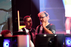 58VulkanLAN_20251024_195235__A748812_dunkellicht