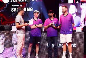 58VulkanLAN_20251024_195328_RY3A8023_dunkellicht