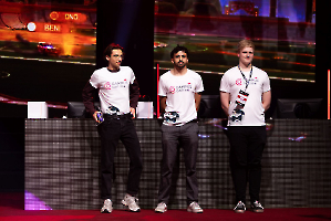 58VulkanLAN_20251024_195510_RY3A8027_dunkellicht