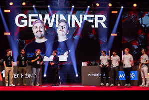 58VulkanLAN_20251024_205423_RY3A8062_dunkellicht