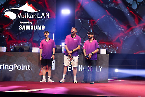 58VulkanLAN_20251024_205659_RY3A8070_dunkellicht