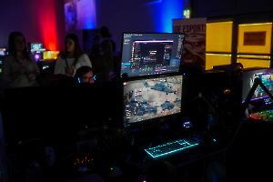 58VulkanLAN_20251025_143548__A748910_dunkellicht