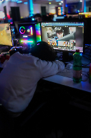 58VulkanLAN_20251025_144017__A748932_dunkellicht