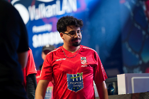 58VulkanLAN_20251025_161944__A749031_dunkellicht