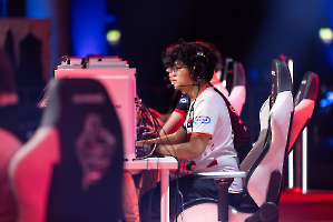 58VulkanLAN_20251025_183756_RY3A8343_dunkellicht