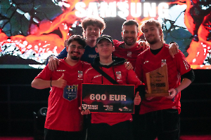 58VulkanLAN_20251025_233237__A749247_dunkellicht