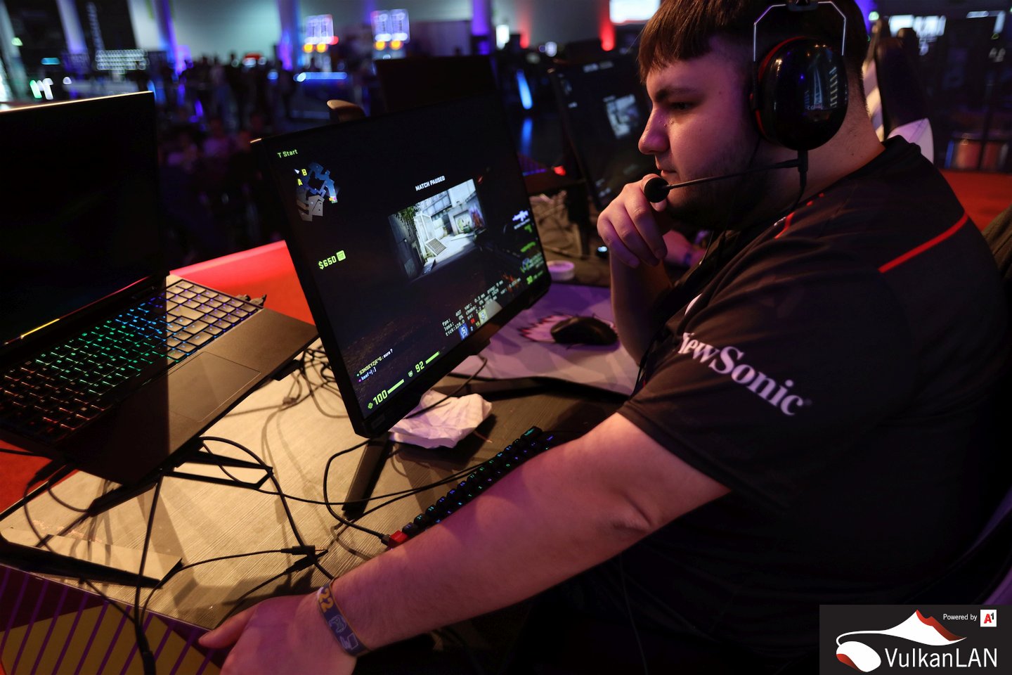 VulkanLAN2022 20221030 (c)dunkellicht photo 074 0397 VulkanLAN CS GO Finale